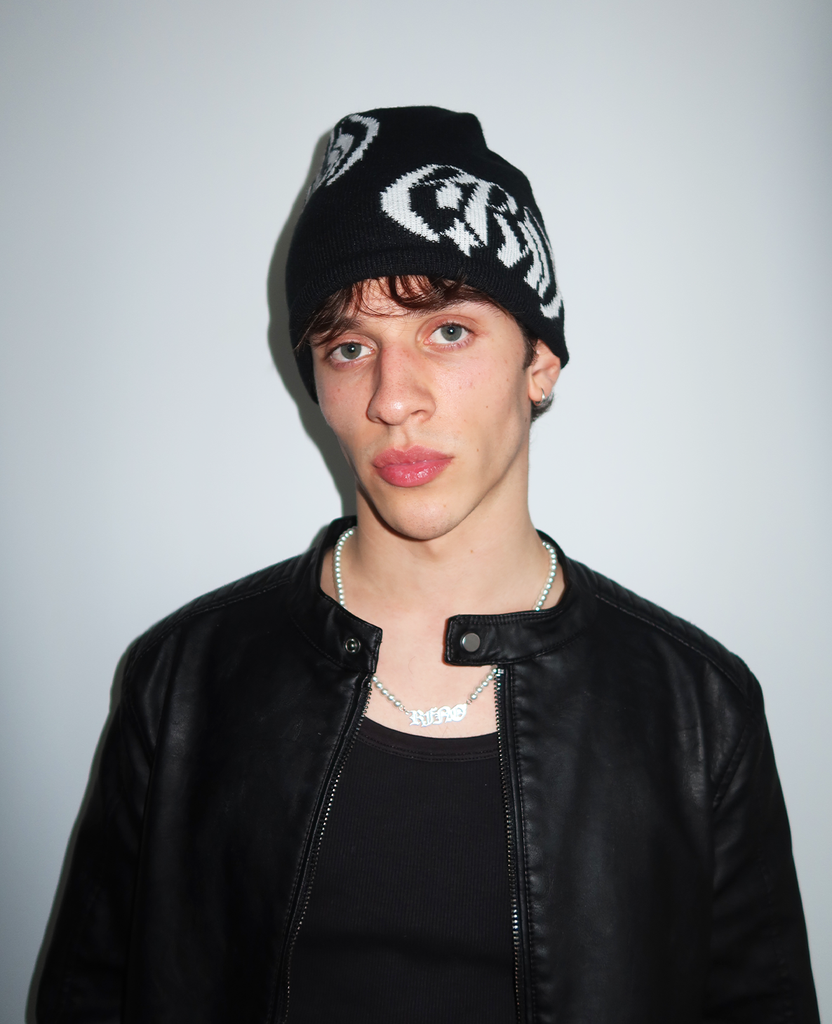 RFNO PIXEL BEANIE BLACK